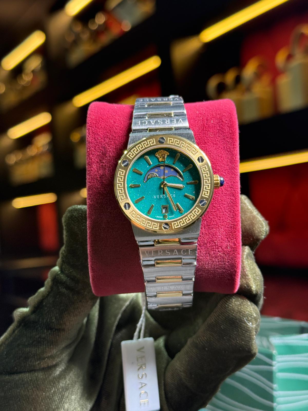 VERSACE